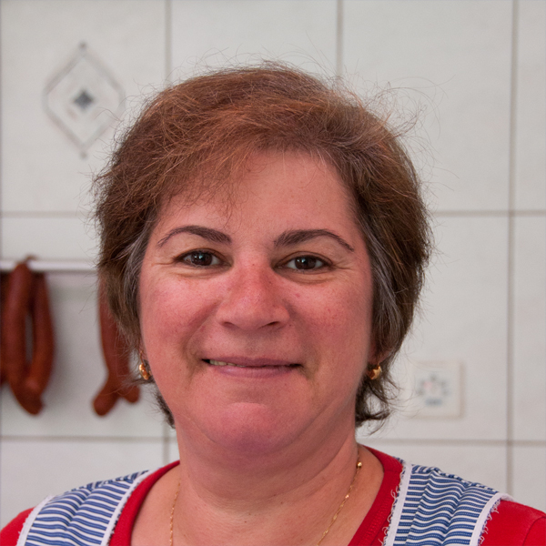 Cristina Soares Pires, collaboratrice polyvalente en boucherie-charcuterie